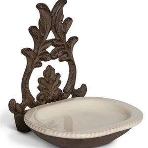 GG Collection Acanthus Grazia Metal Spoon Rest W Ceramic Insert